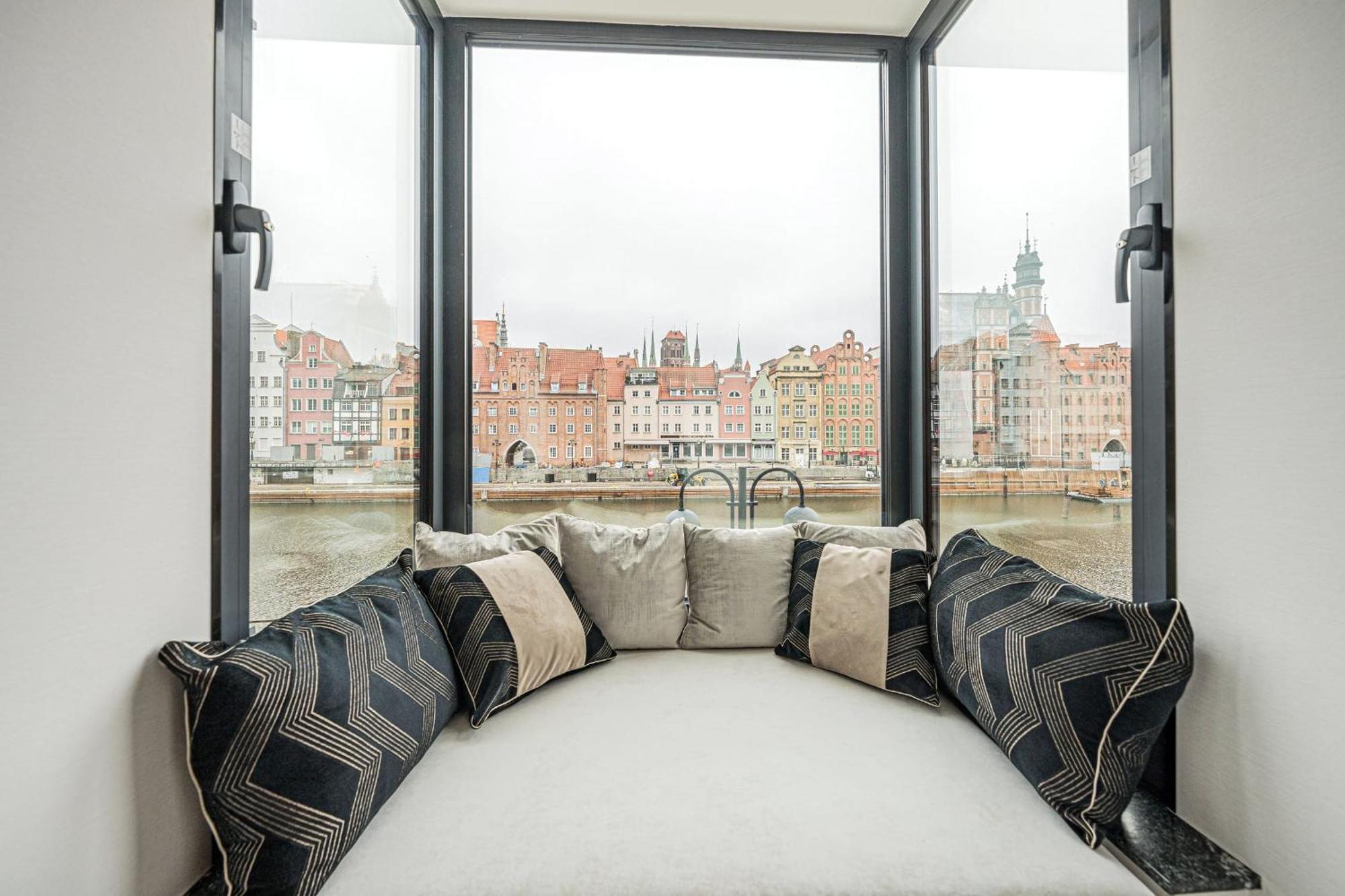 Rent Like Home - Deo Plaza Wyspa Spichrzow Gdansk Exterior photo
